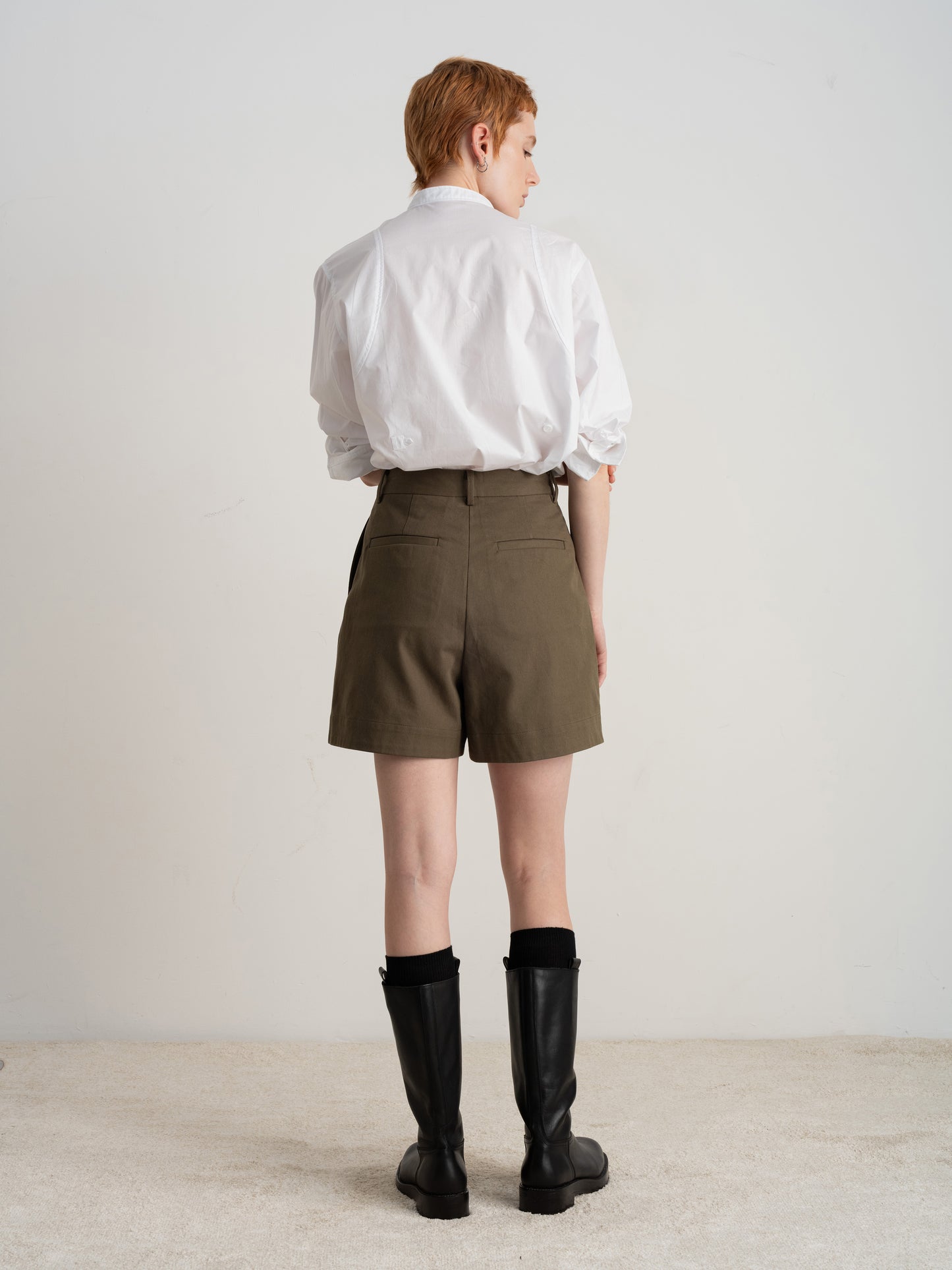 Dern Short