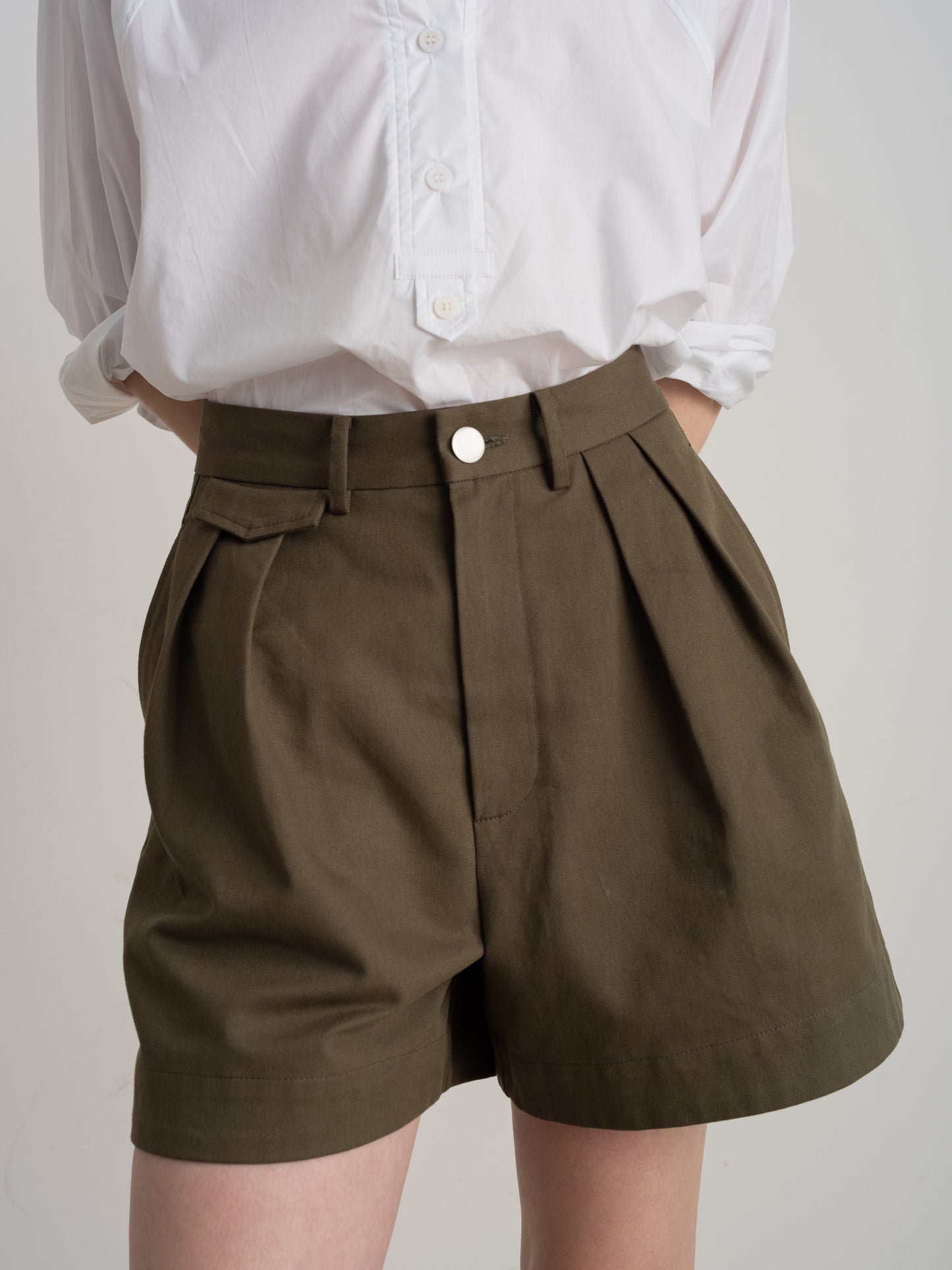 Dern Short