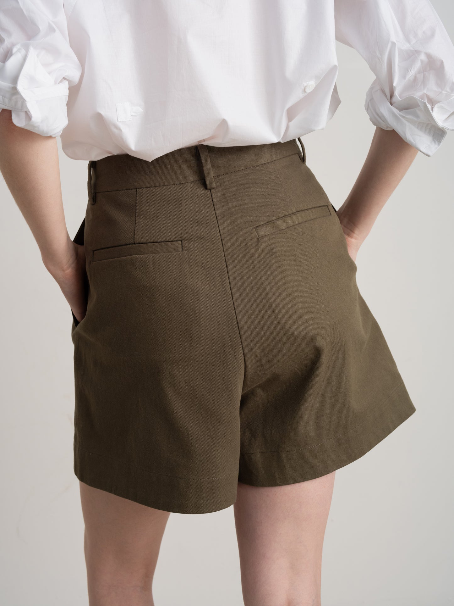 Dern Short