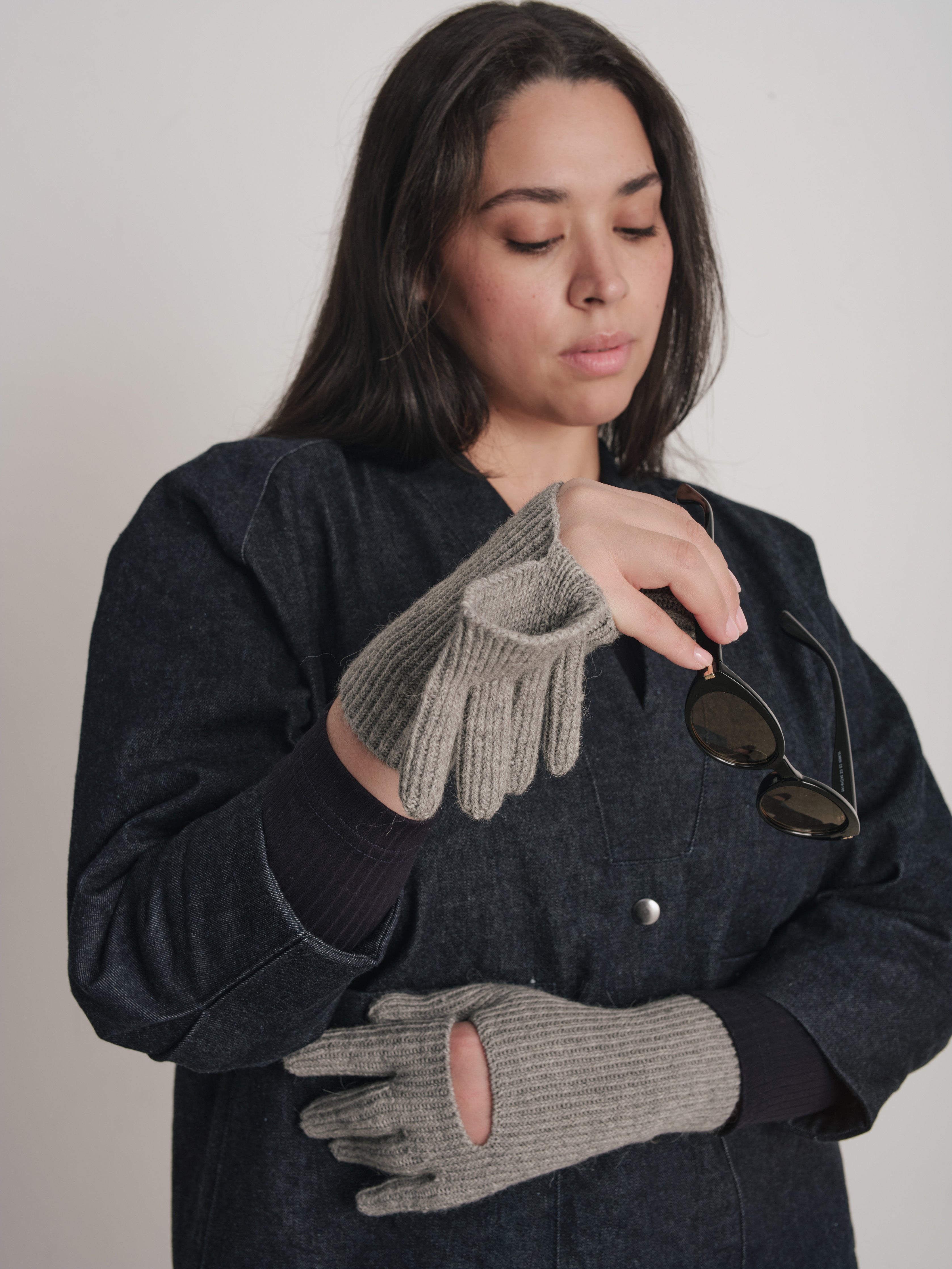 Valley Gloves – Daughter Judy
